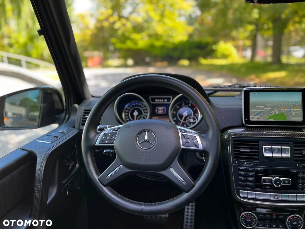 Mercedes-Benz Klasa G 63 AMG AMG SPEEDSHIFT 7G-TRONIC - 19