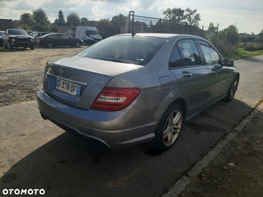 Mercedes-Benz Klasa C 220 CDI DPF (BlueEFFICIENCY) 7G-TRONIC - 6