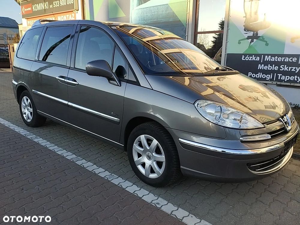 Peugeot 807 HDi 135 Family - 2