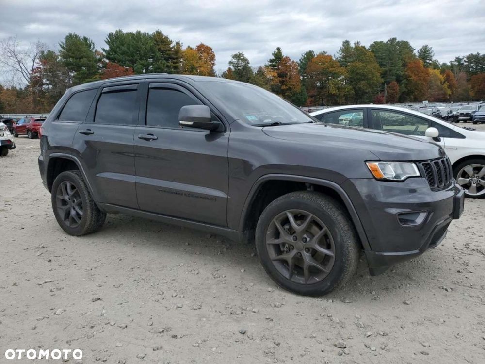 Jeep Grand Cherokee - 3