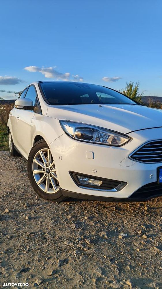 Ford Focus Powershift ST - 4