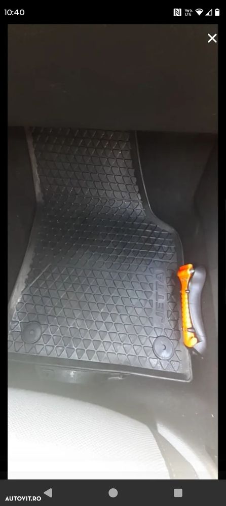 Volkswagen Jetta 1.6 TDI DSG Blue Motion Technology Trendline - 8