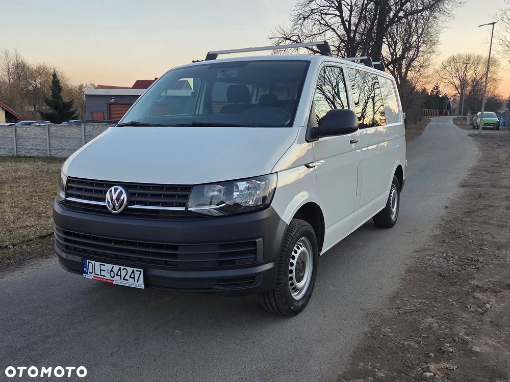 Volkswagen Transporter - 2
