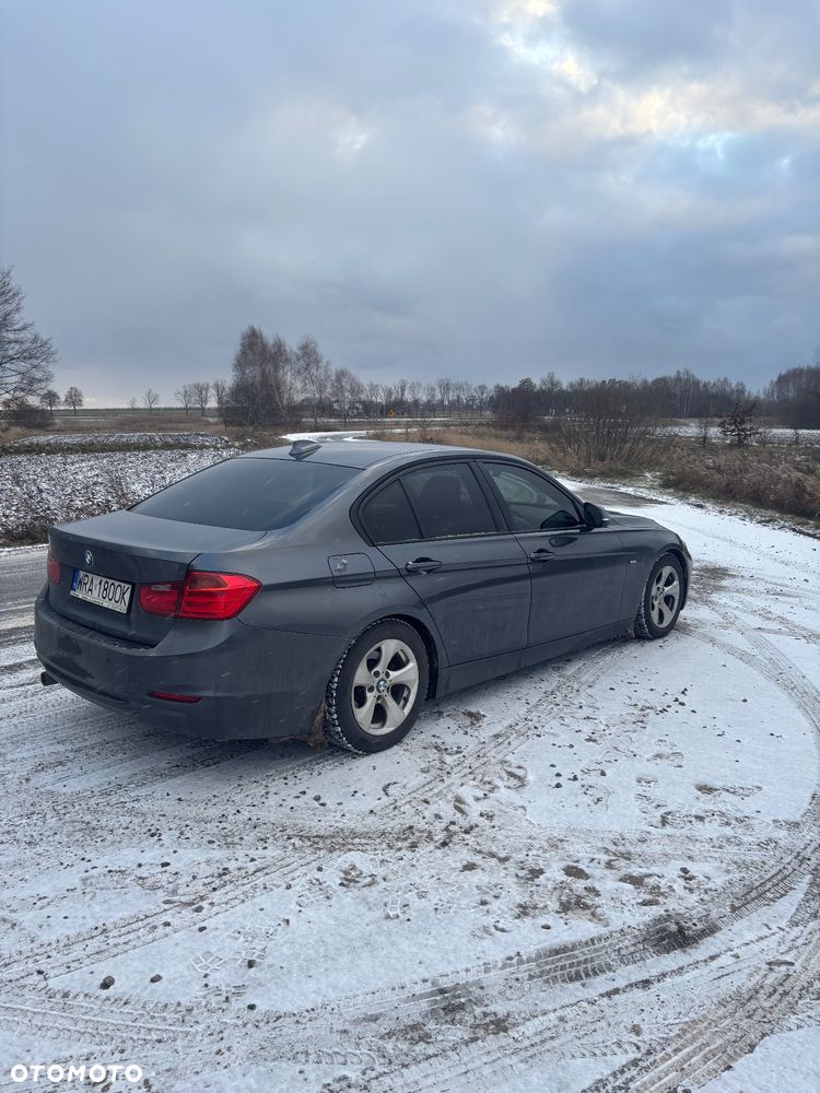 BMW Seria 3 - 2