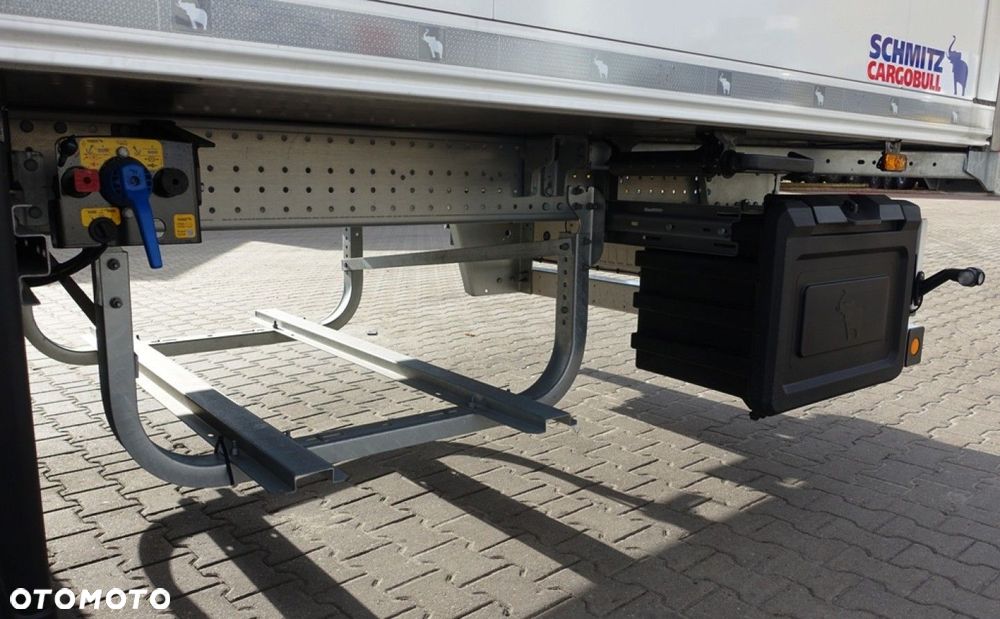 Schmitz Cargobull SKO 24/L 13.4 FP COOL V7, MULTITEMPERATURA - 16