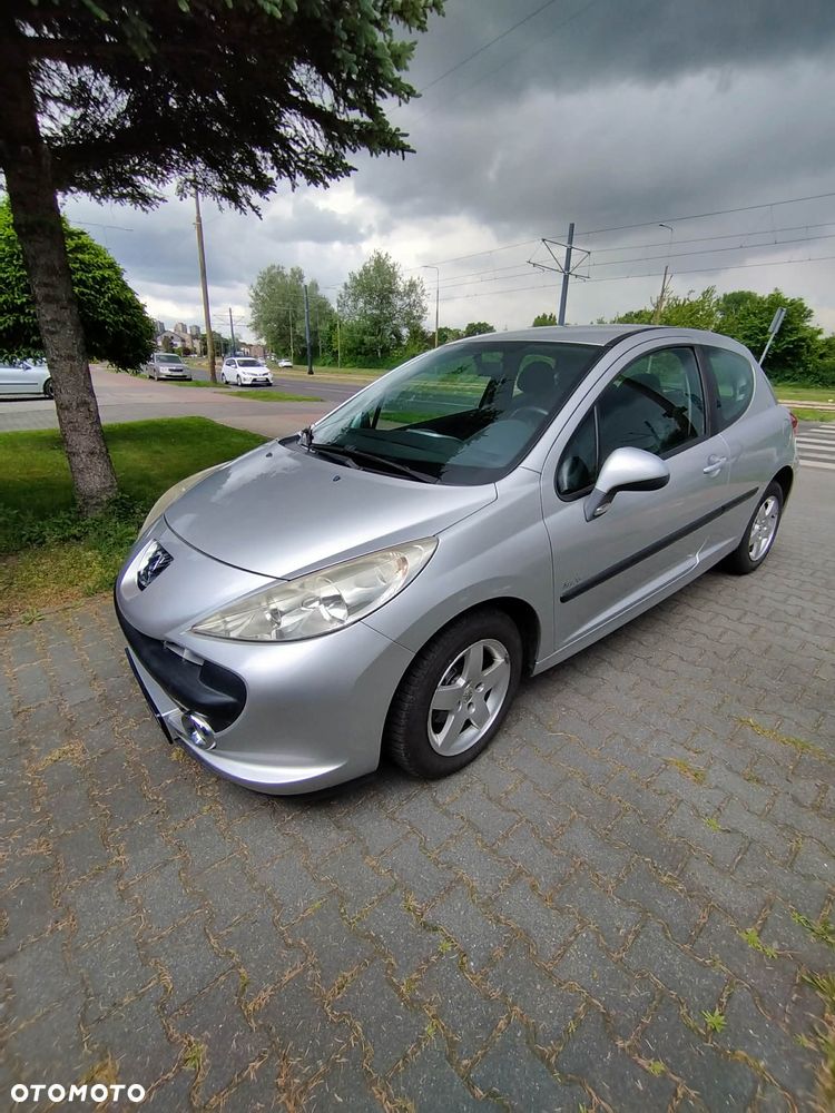 Peugeot 207 75 Urban Move - 9