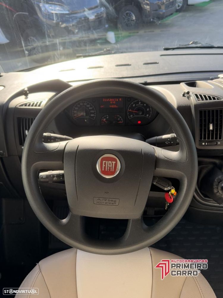 Rapido Serie 8F 880F cama central e basculante - 30