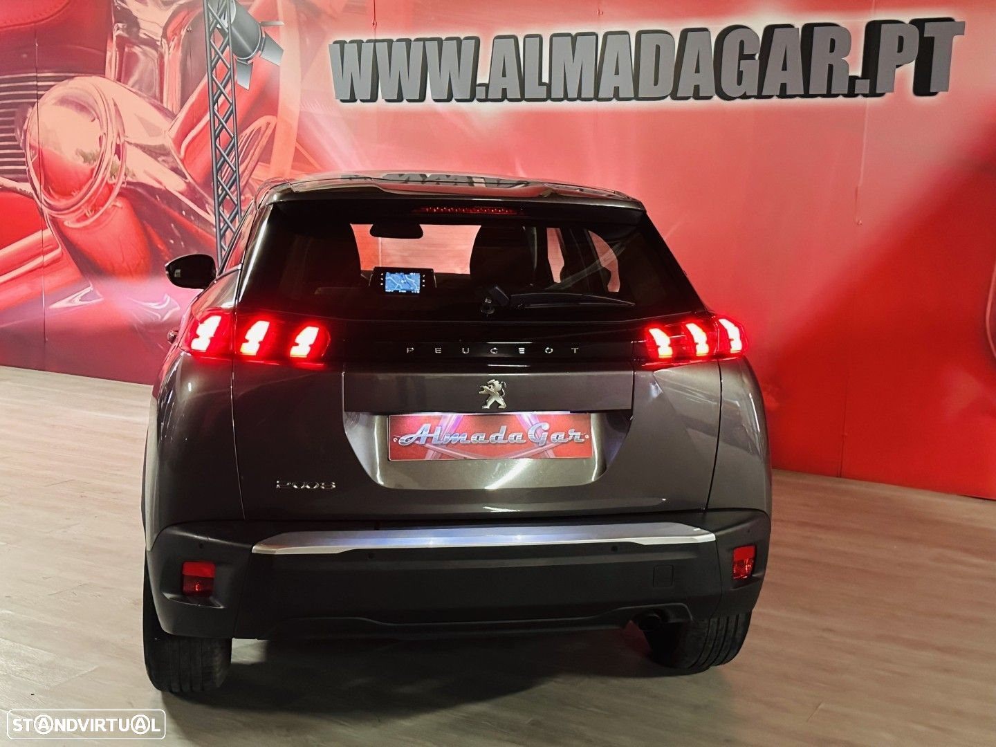 Peugeot 2008 1.2 PureTech Active Pack - 4