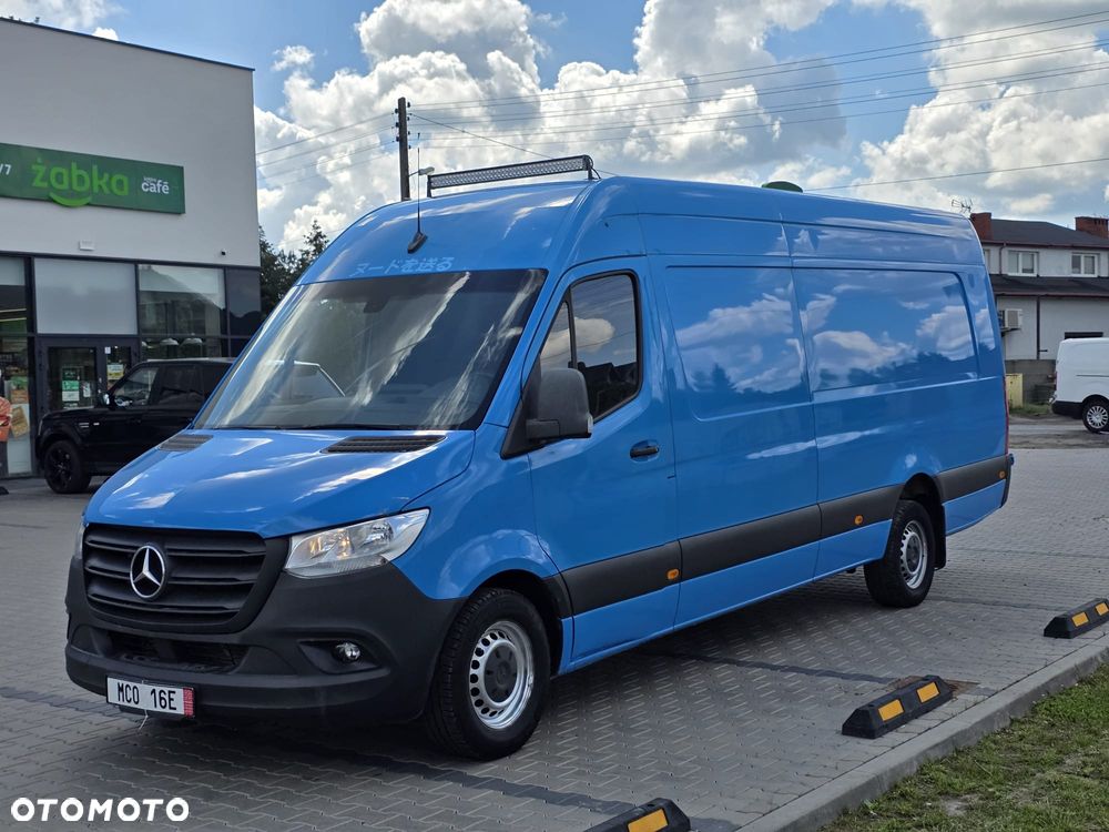 Mercedes-Benz sprinter 319 - 4