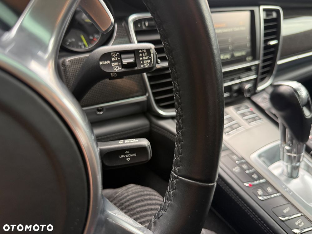 Porsche Panamera - 13