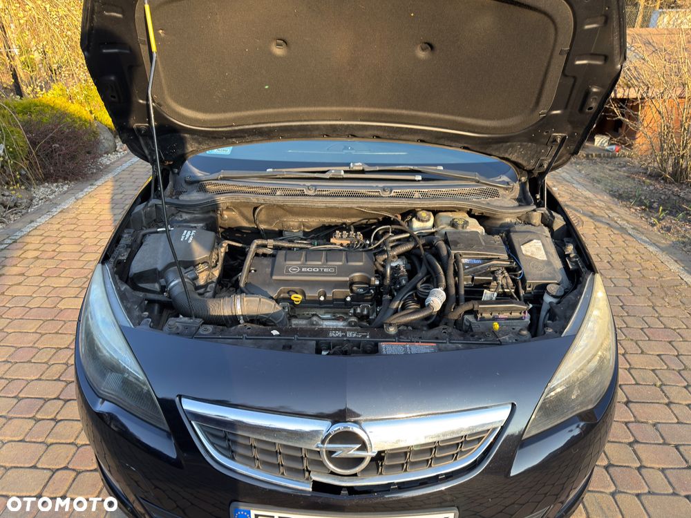 Opel Astra 1.4 Turbo - 8