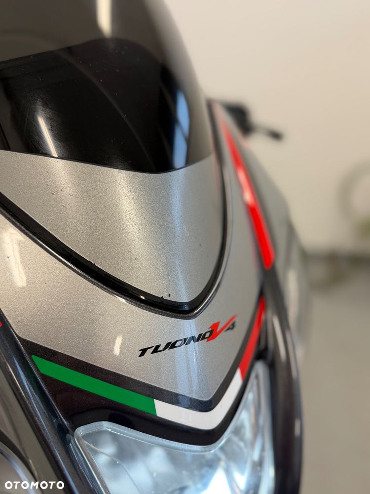 Aprilia Tuono - 9