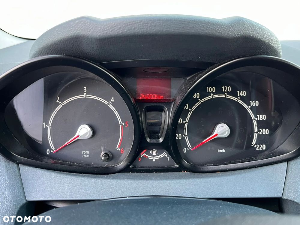 Ford Fiesta 1.4 TDCI Fun - 9