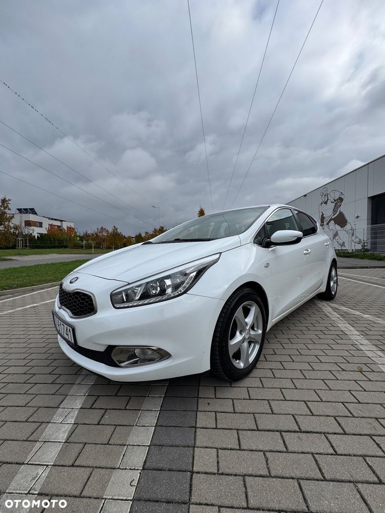 Kia Ceed - 5