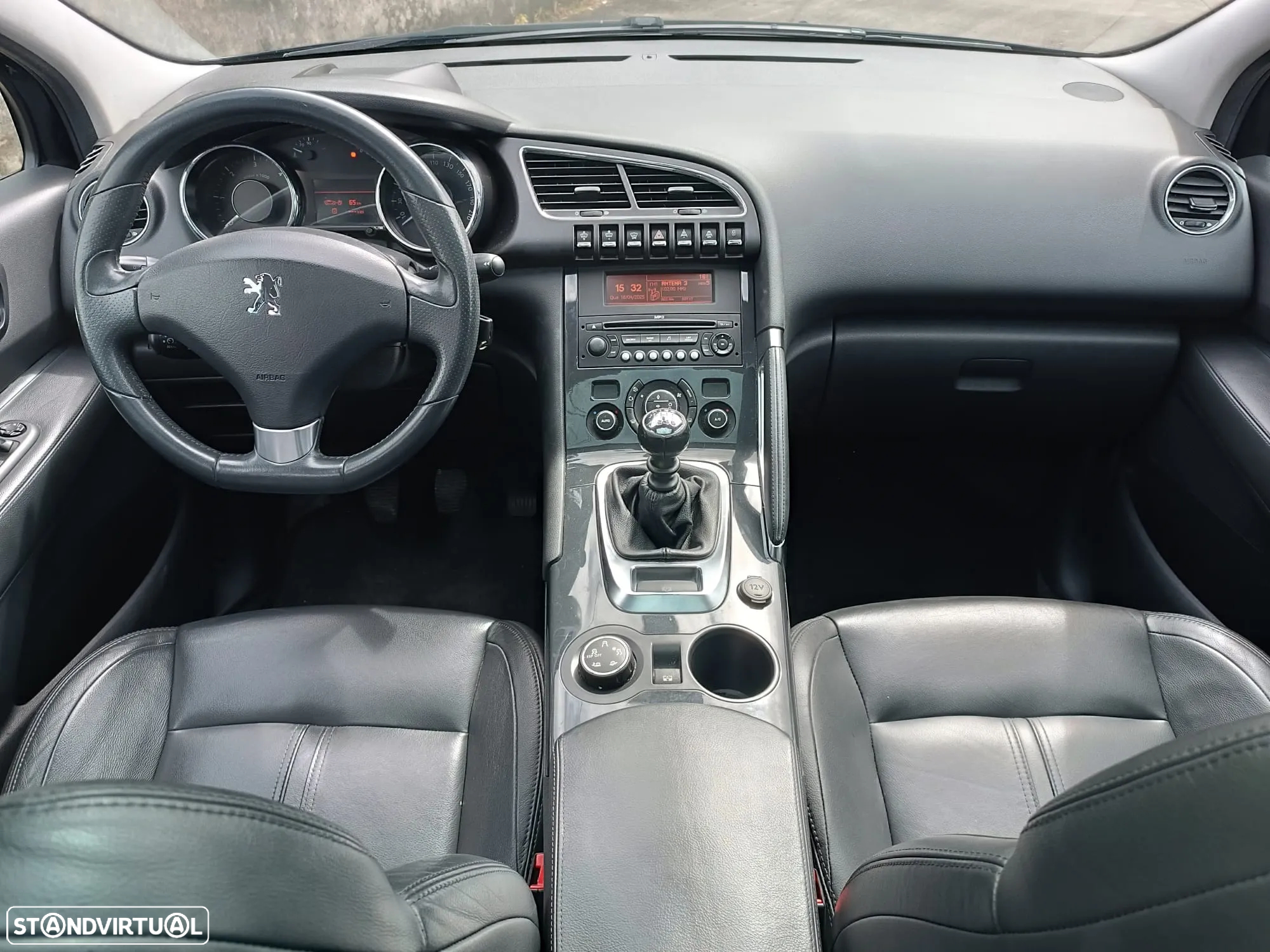 Peugeot 3008 1.6 HDi Executive - 14