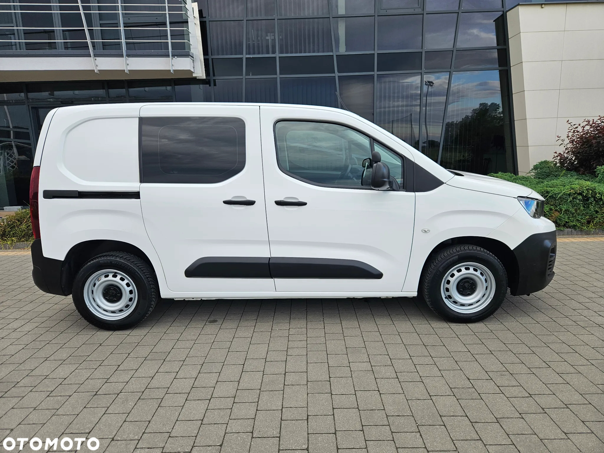 Peugeot Partner - 25