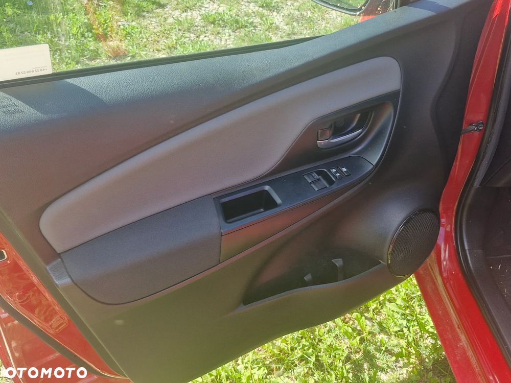 Toyota YARIS - 5