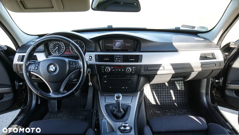 BMW Seria 3 320d - 7