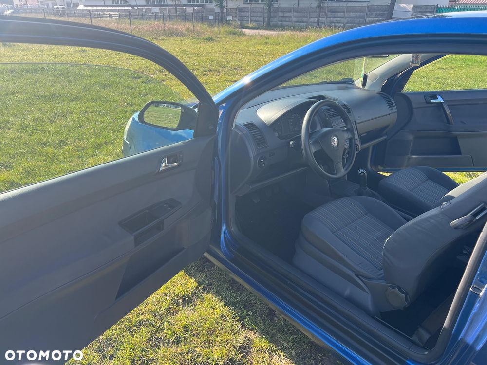 Volkswagen Polo - 11