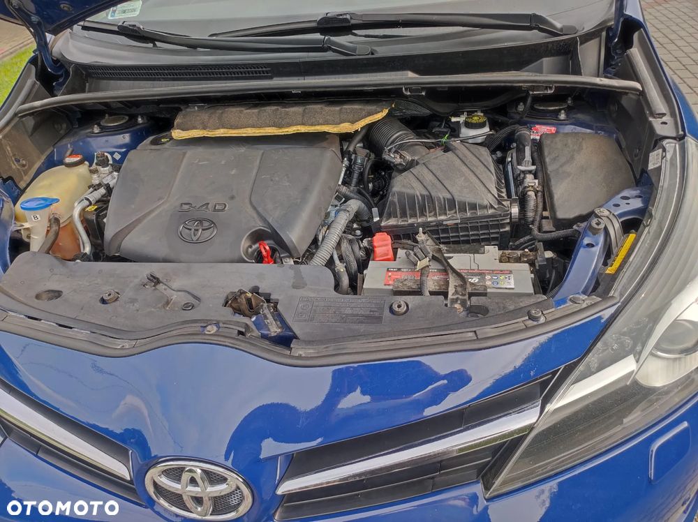 Toyota Verso 1.6 D-4D Prestige 7os EU6 - 9