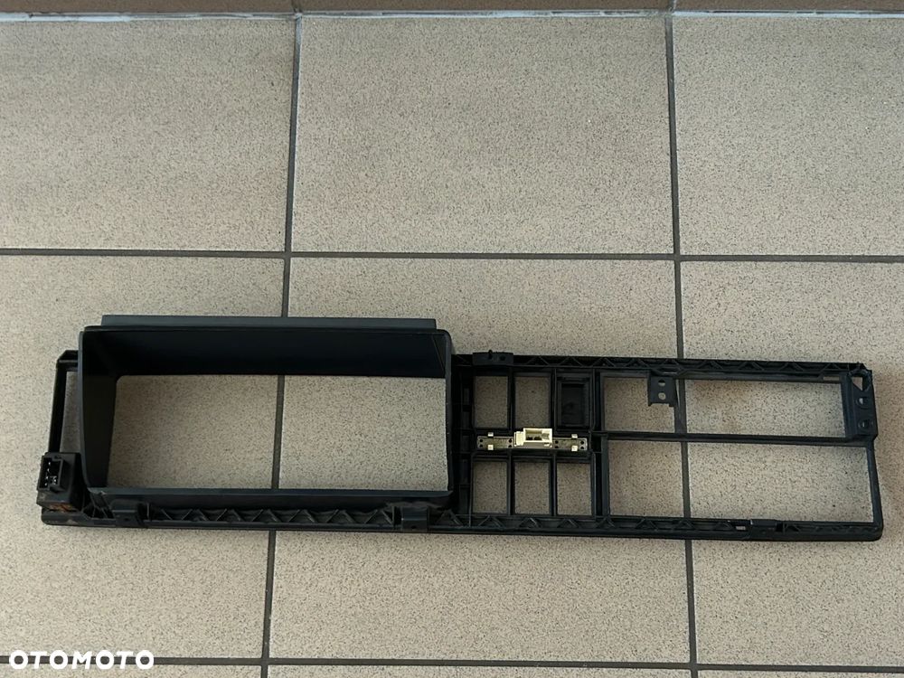 OBUDOWA RAMKA LICZNIKA VOLKSWAGEN GOLF II 191857243A - 6