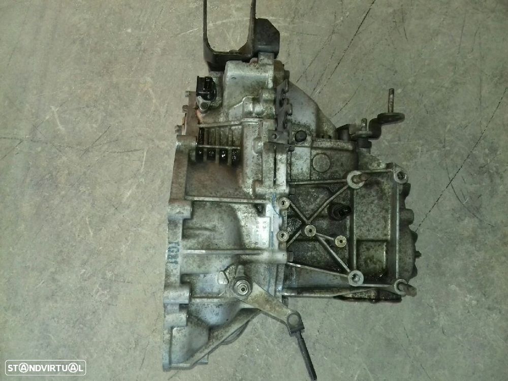 CAIXA VELOCIDADES KIA MAGENTIS 2001 - 1