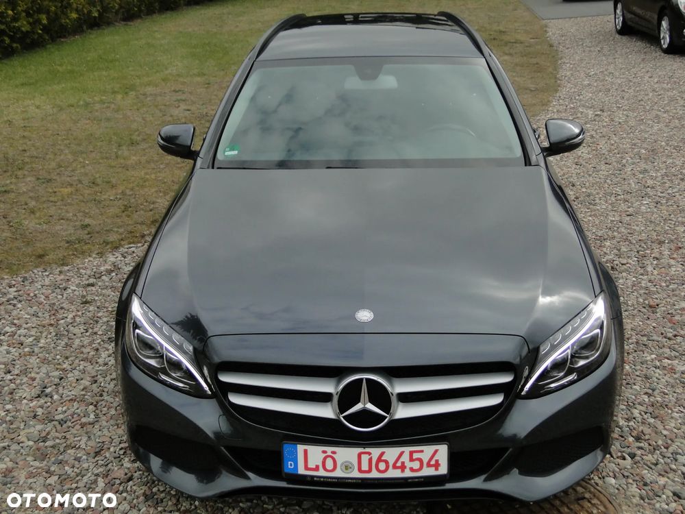 Mercedes-Benz Klasa C 200 7G-TRONIC Exclusive - 3