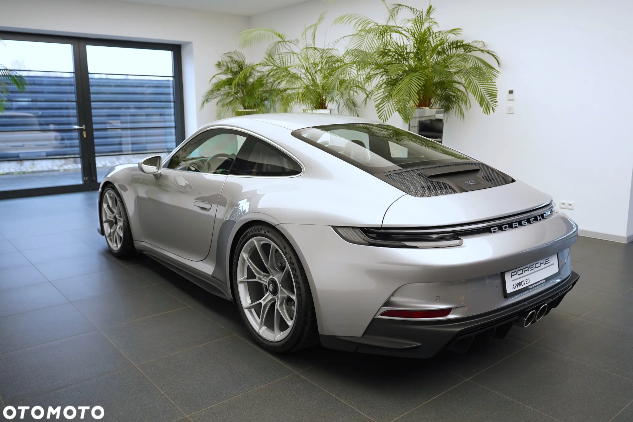 Porsche 911 GT3 Touring PDK - 2