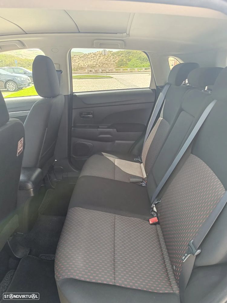 Mitsubishi ASX 1.6 MIVEC Intense MGN - 19