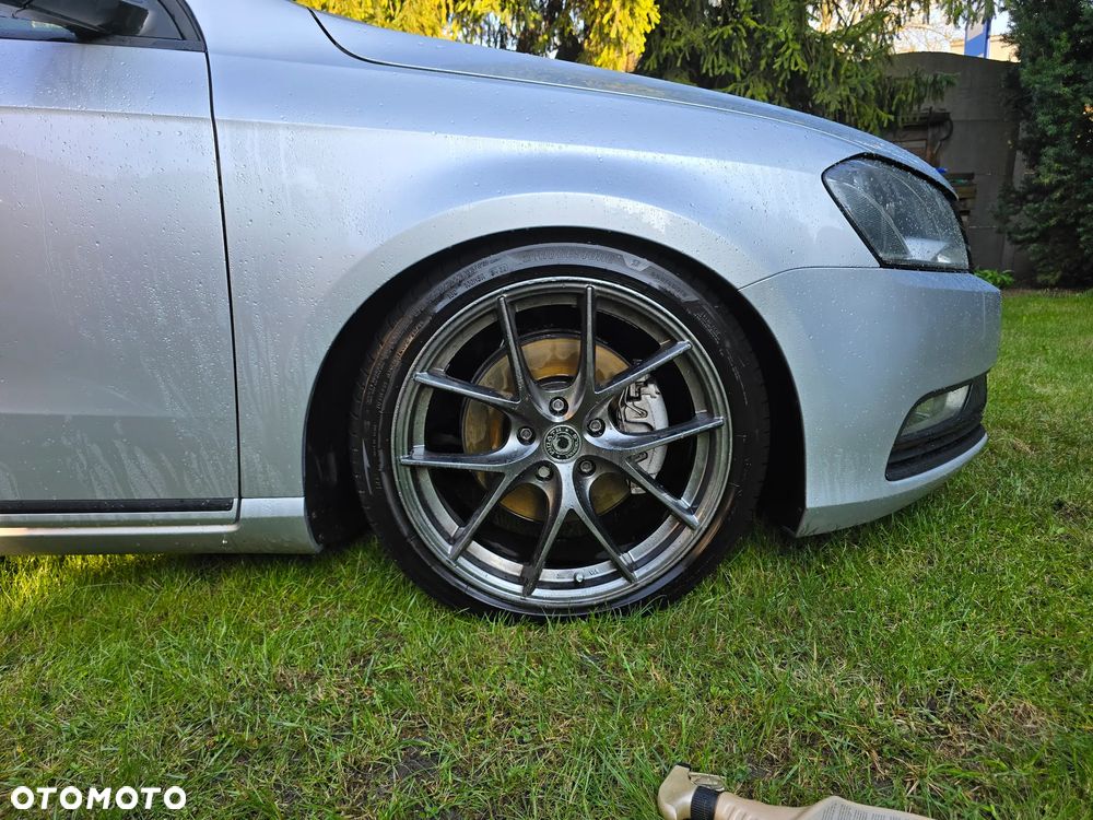 Volkswagen Passat 2.0 TDI Edition 40 DSG - 6