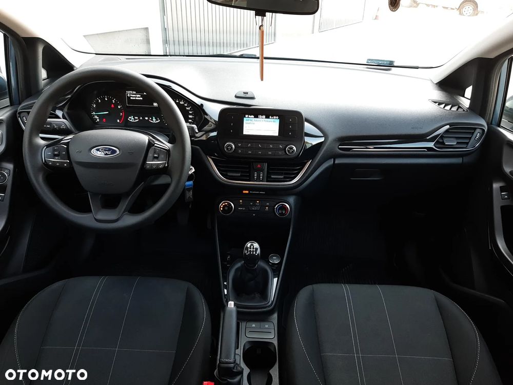 Ford Fiesta 1.1 Trend - 16