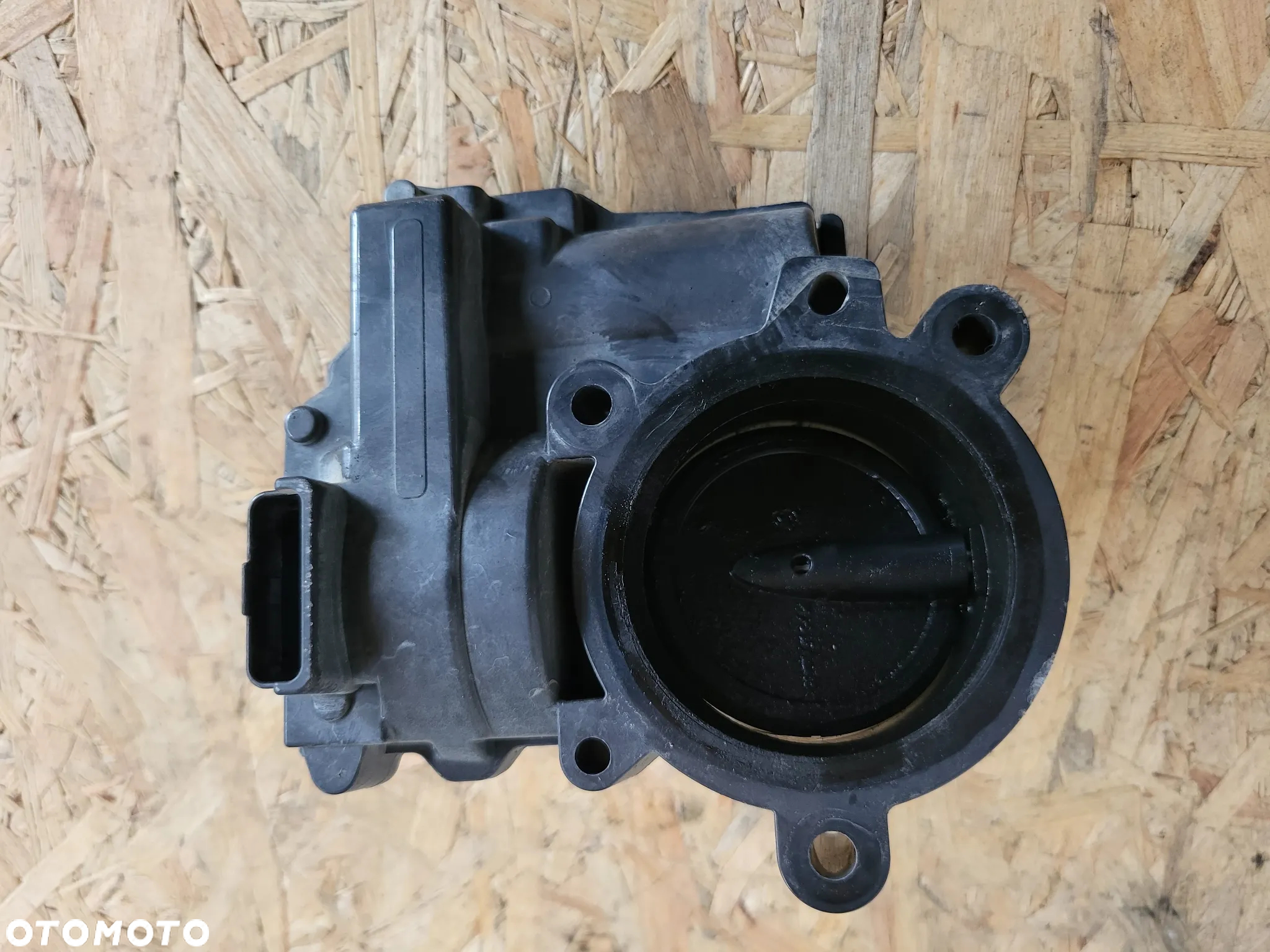 Przepustnica 1.6 VTI 120KM Citroen Peugeot - 2