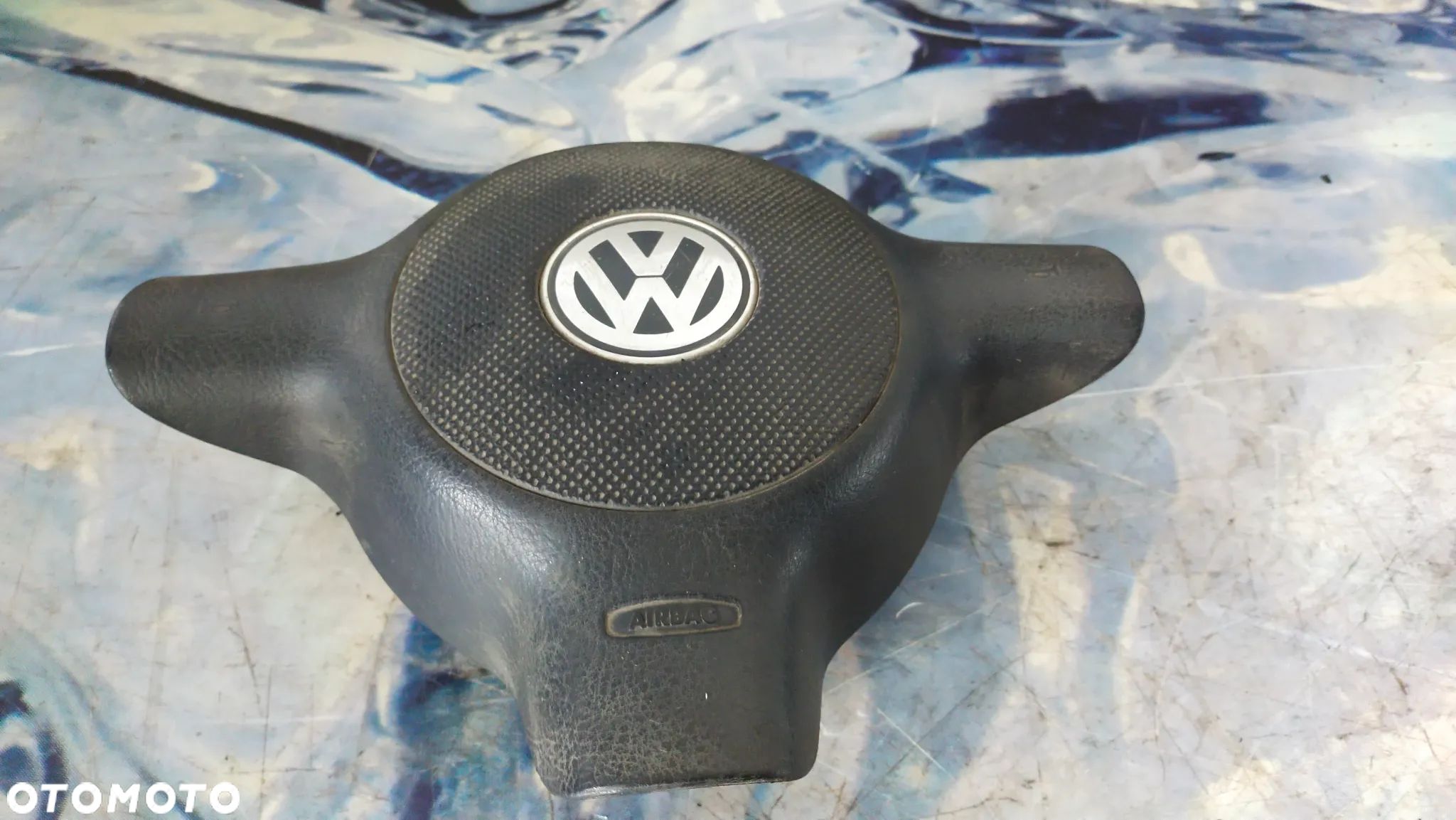PODUSZKA AIRBAG KIEROWCY VW LUPO 6X0880201C - 1