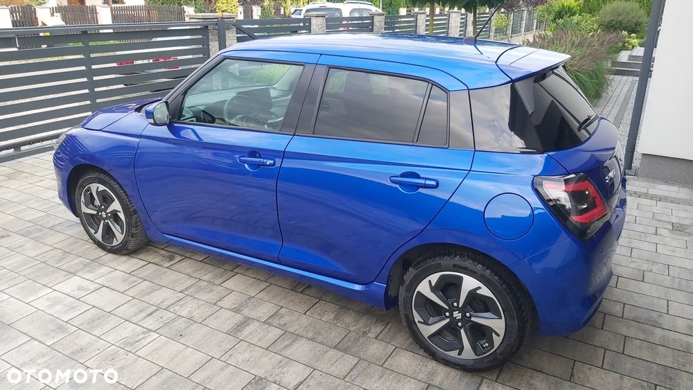 Suzuki Swift 1.2 Dualjet SHVS Elegance CVT - 4