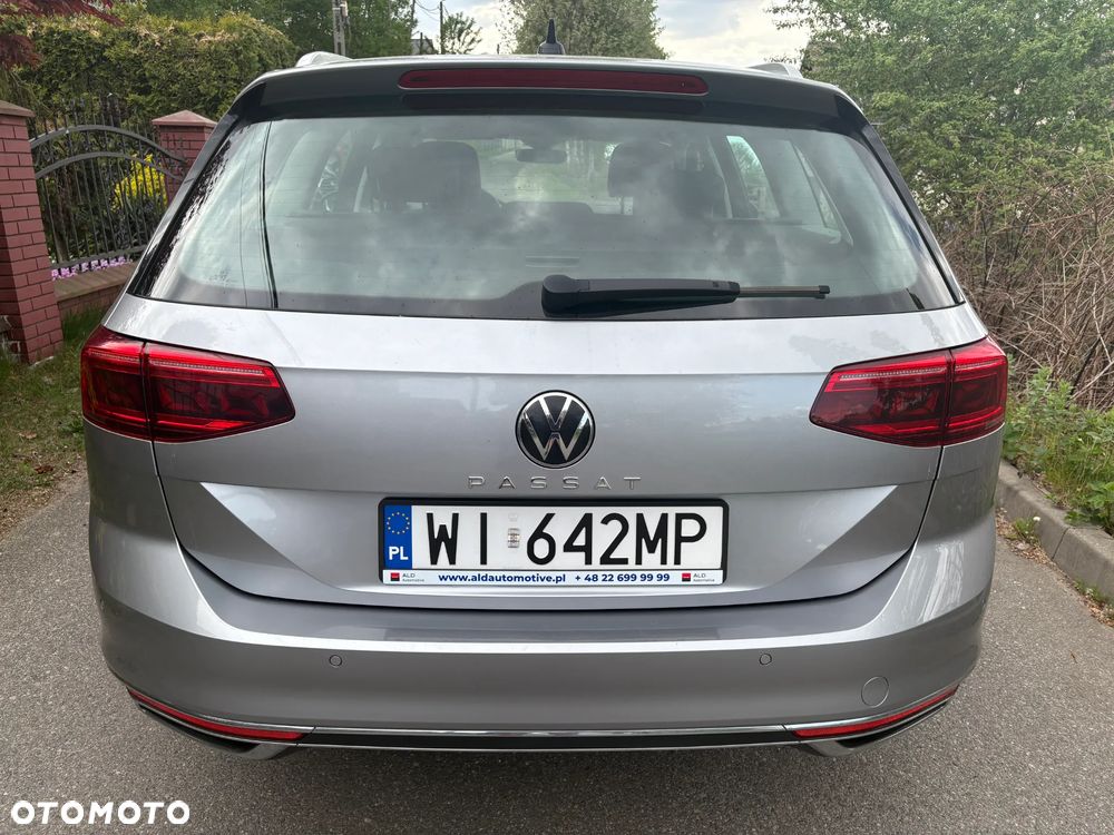 Volkswagen Passat 2.0 TDI EVO Elegance DSG - 8