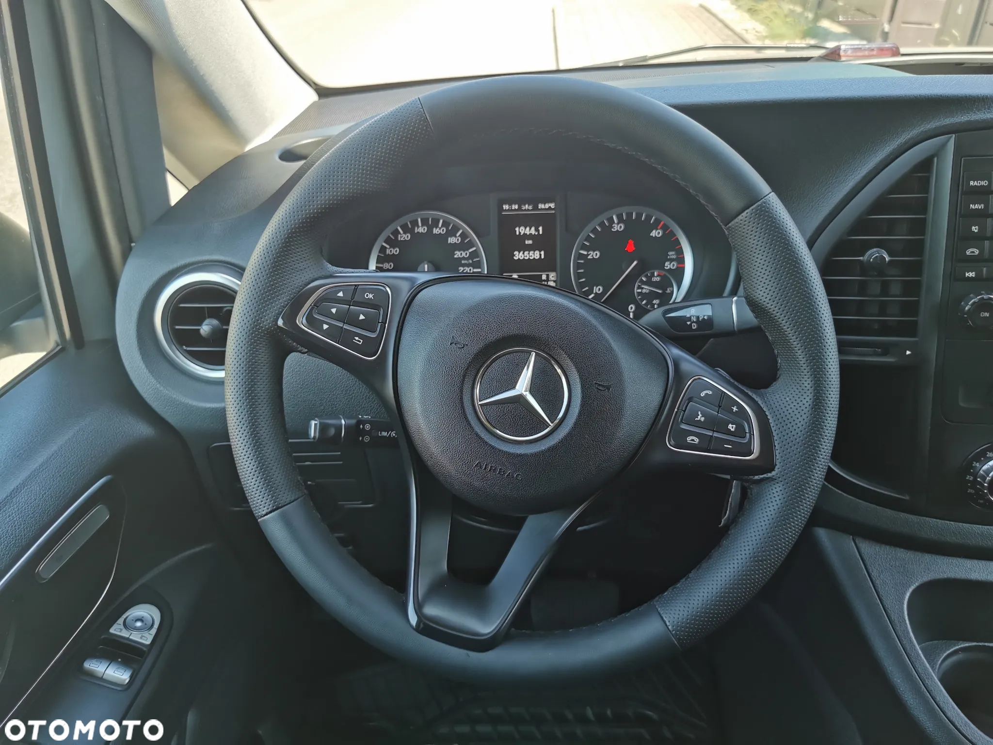 Mercedes-Benz Vito - 9