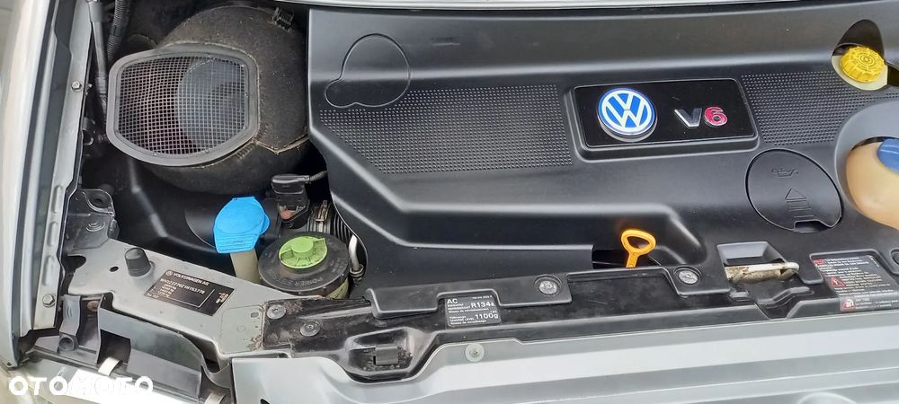 Volkswagen Caravelle - 36