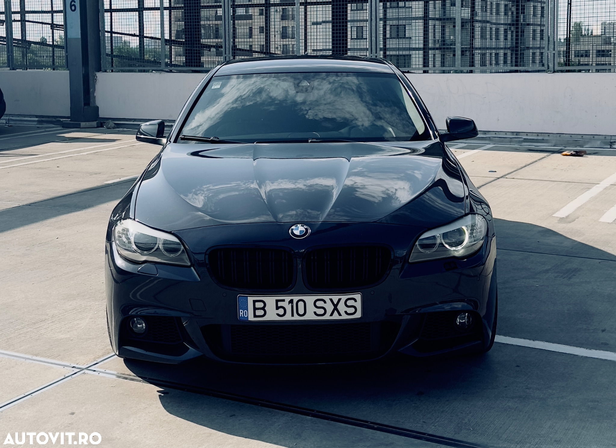 BMW Seria 5 525d xDrive Touring - 3