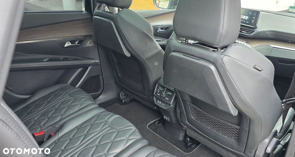 Peugeot 5008 2.0 BlueHDi GT S&S EAT8 - 32