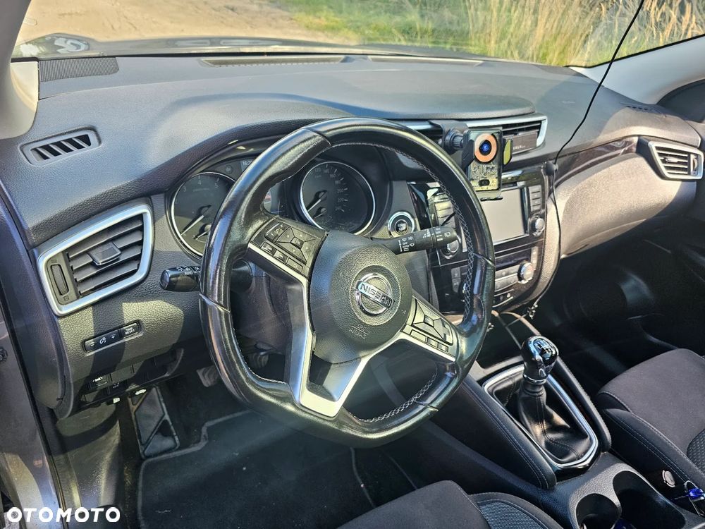 Nissan Qashqai 1.3 DIG-T N-Connecta - 17