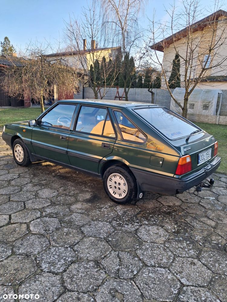 Polonez Caro - 6