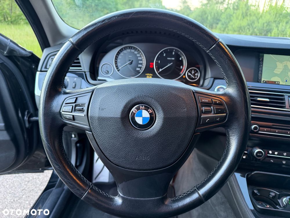 BMW Seria 5 520d - 20