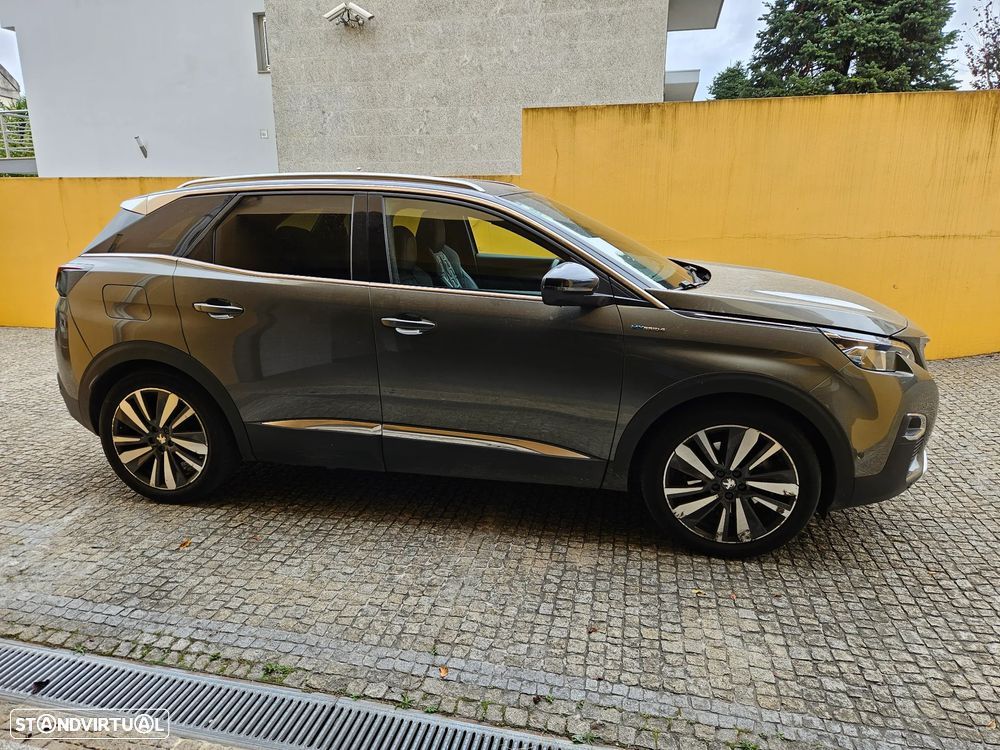 Peugeot 3008 1.6 Hybrid4 GT Pack e-EAT8 - 1
