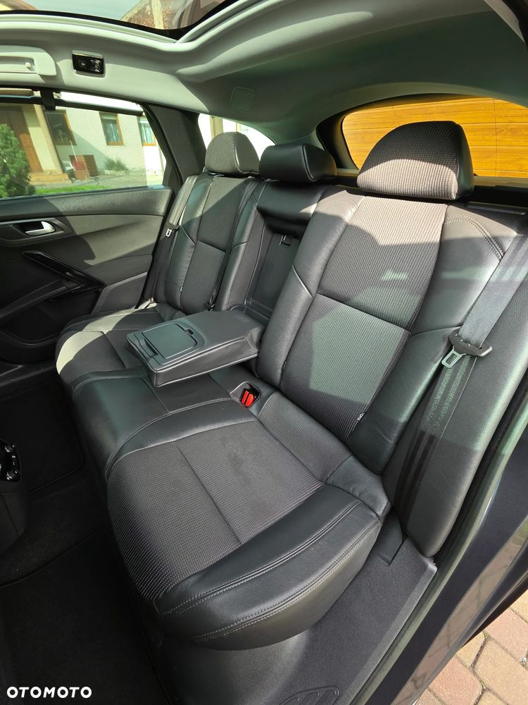 Peugeot 508 BlueHDi 150 Stop&Start Business-Line - 34