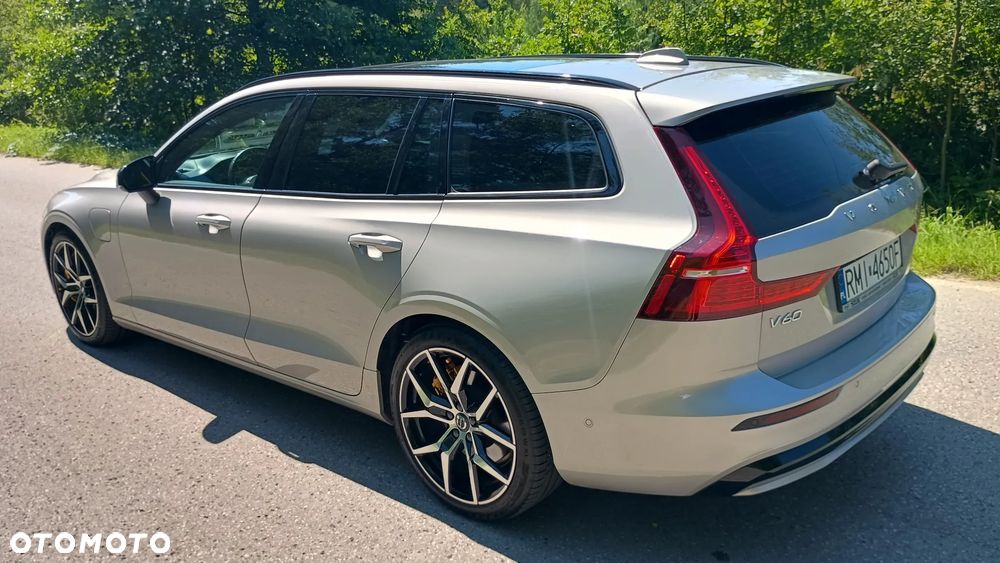 Volvo V60 T8 AWD Plug-In Hybrid Polestar Engineered R-Design - 24