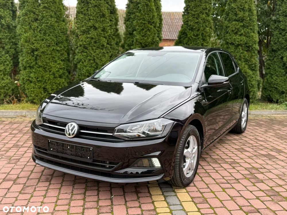 Volkswagen Polo - 2