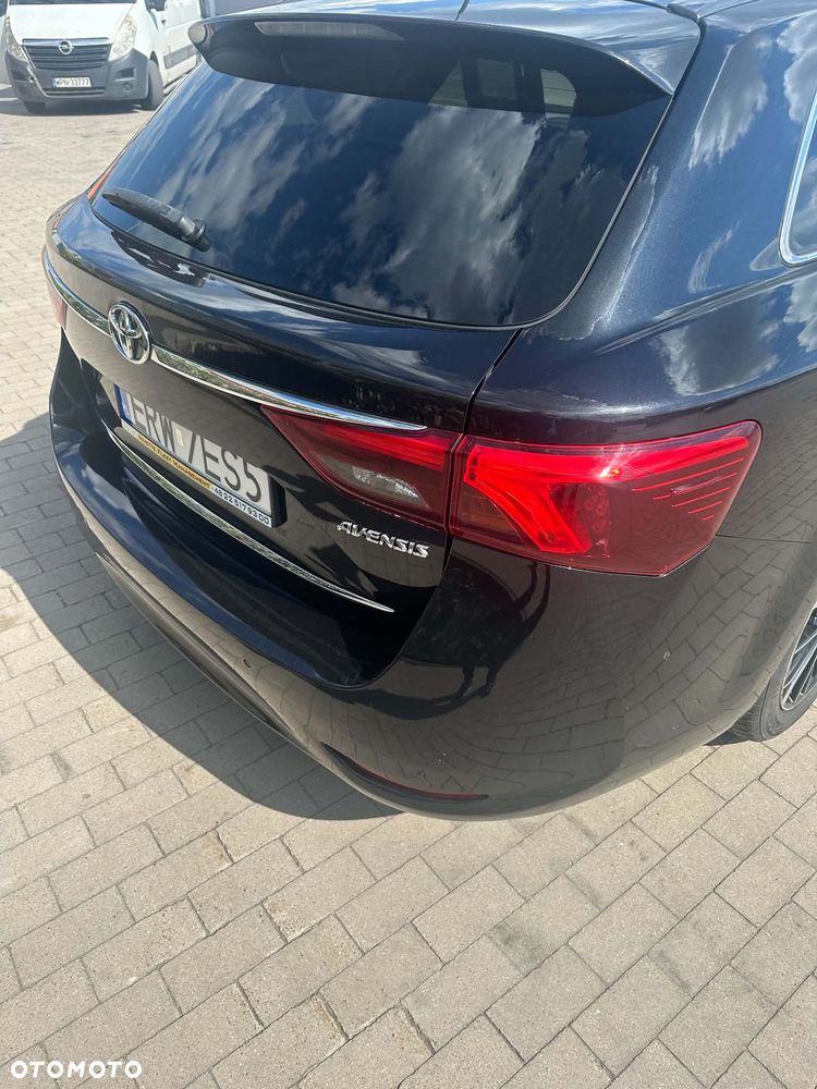 Toyota Avensis 2.0 Prestige MS - 12