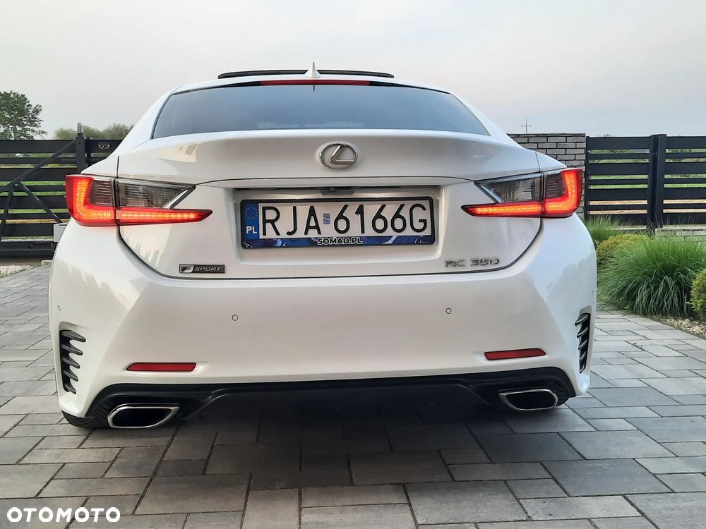Lexus RC - 9