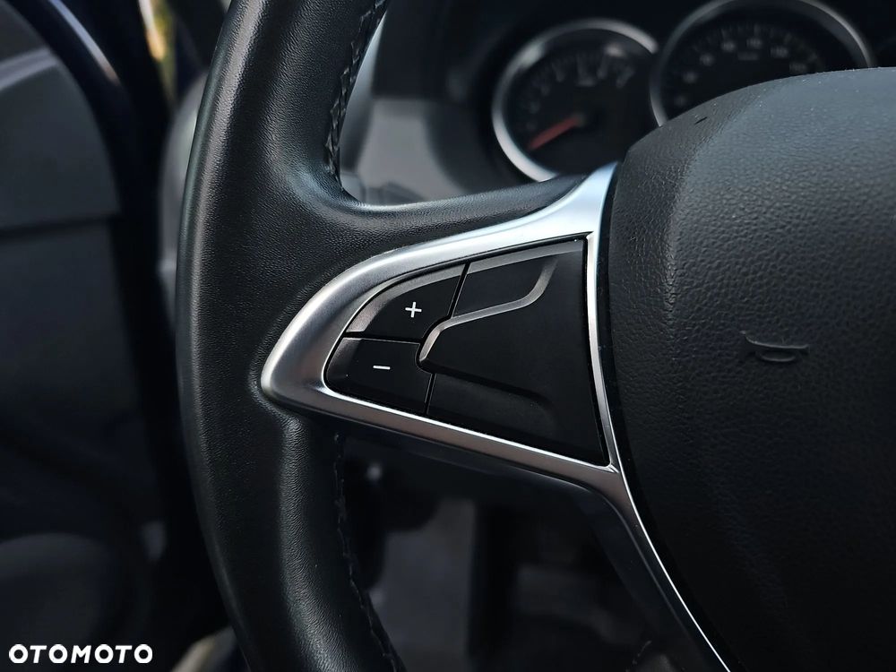 Dacia Duster 1.6 SCe Laureate S&S - 16