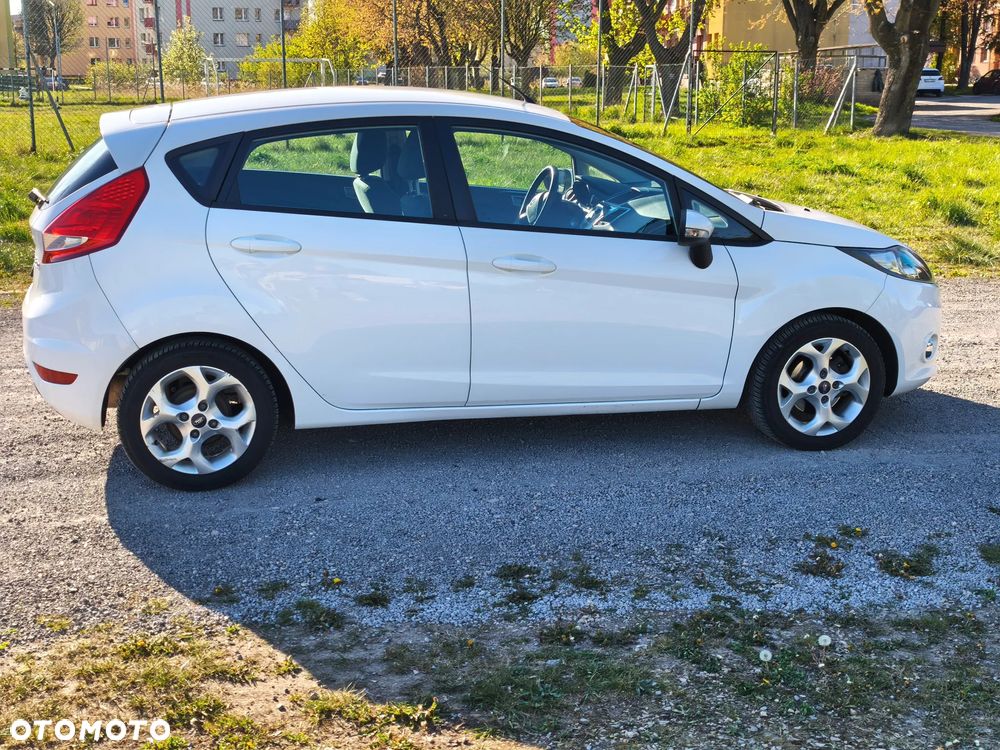 Ford Fiesta 1.4 Champions Edition - 5